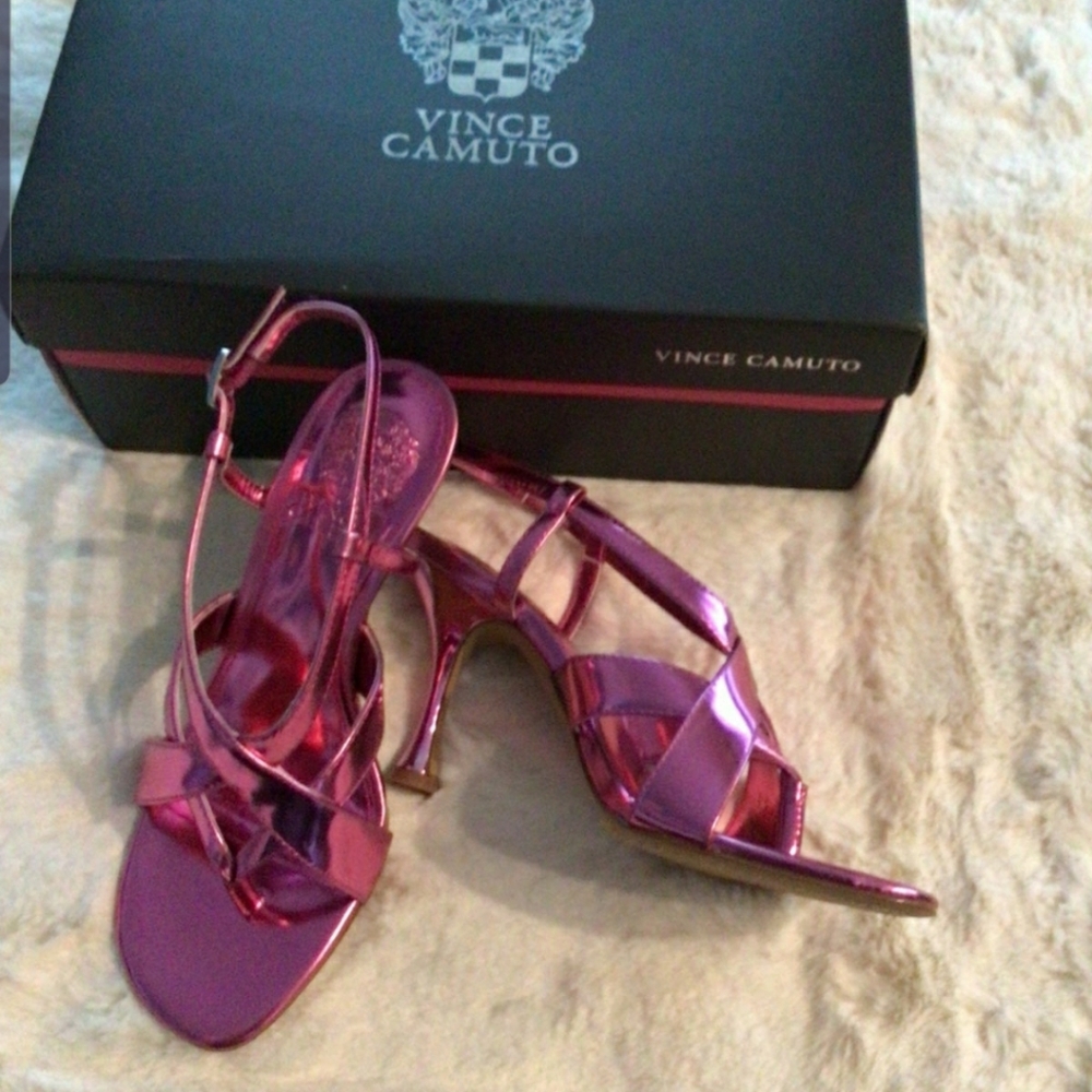 Vince Camuto Miloani Heels (FUCHSIA)